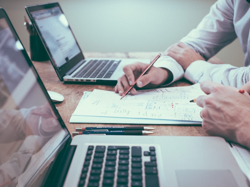 اختبار إدارة الحسابات والاشتراكات في Plesk
